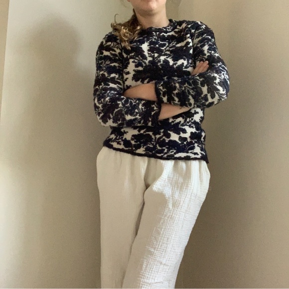 Luxury Tory Burch sweater top - Picture 4 of 4